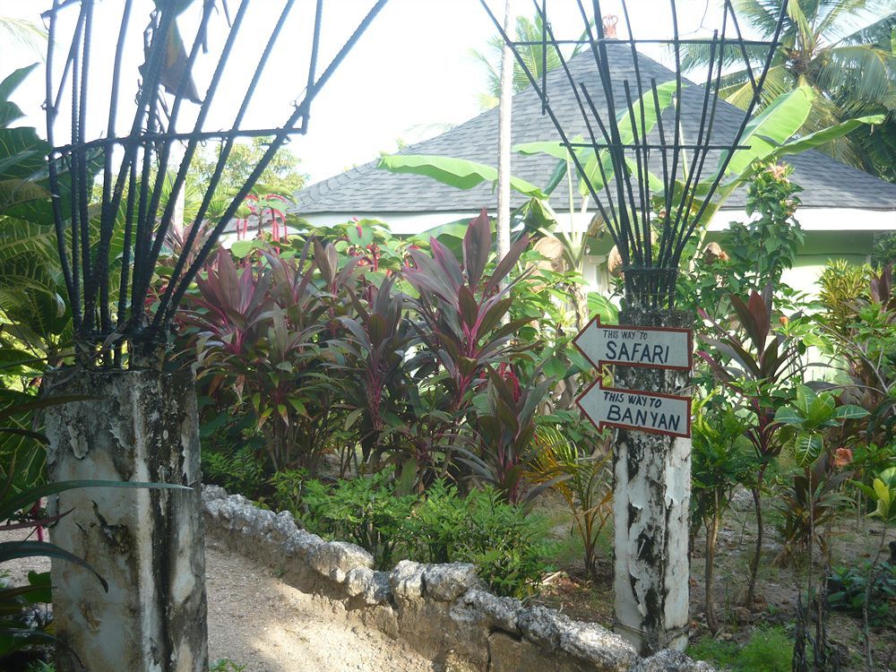 Mangrove Oriental Bed & Breakfast Resort Logon Exterior photo