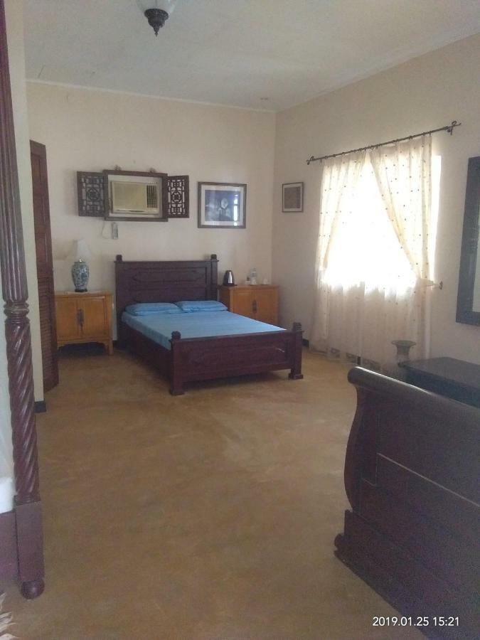 Mangrove Oriental Bed & Breakfast Resort Logon Exterior photo