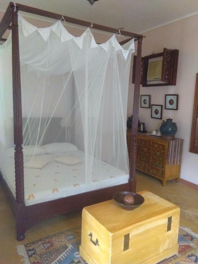 Mangrove Oriental Bed & Breakfast Resort Logon Exterior photo