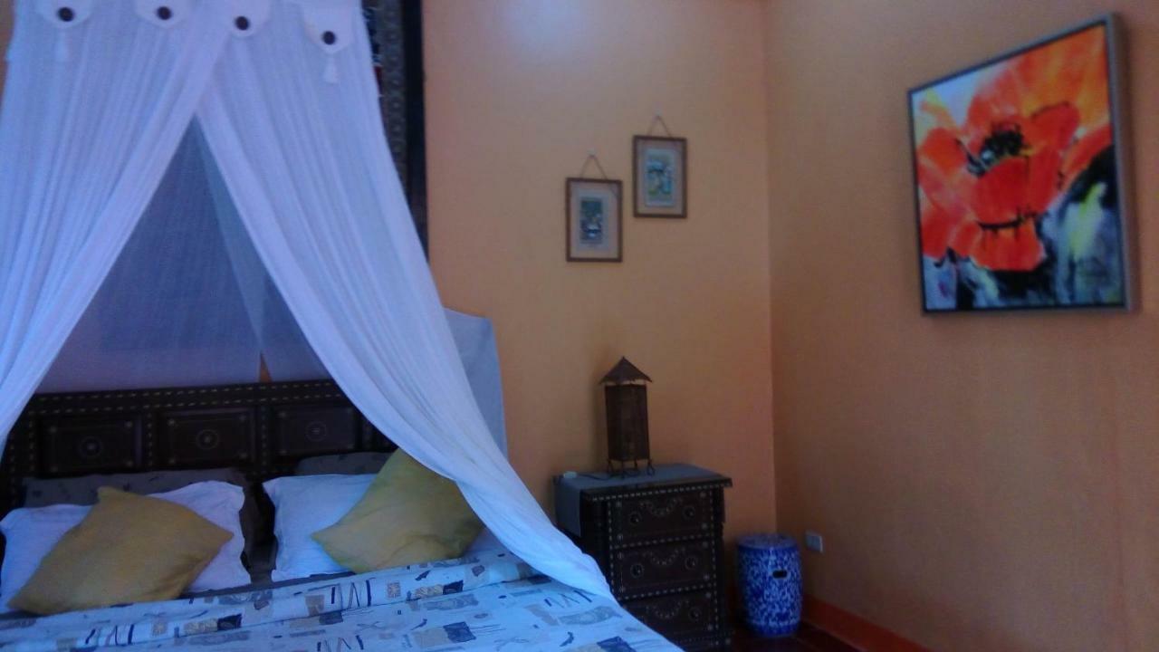 Mangrove Oriental Bed & Breakfast Resort Logon Exterior photo