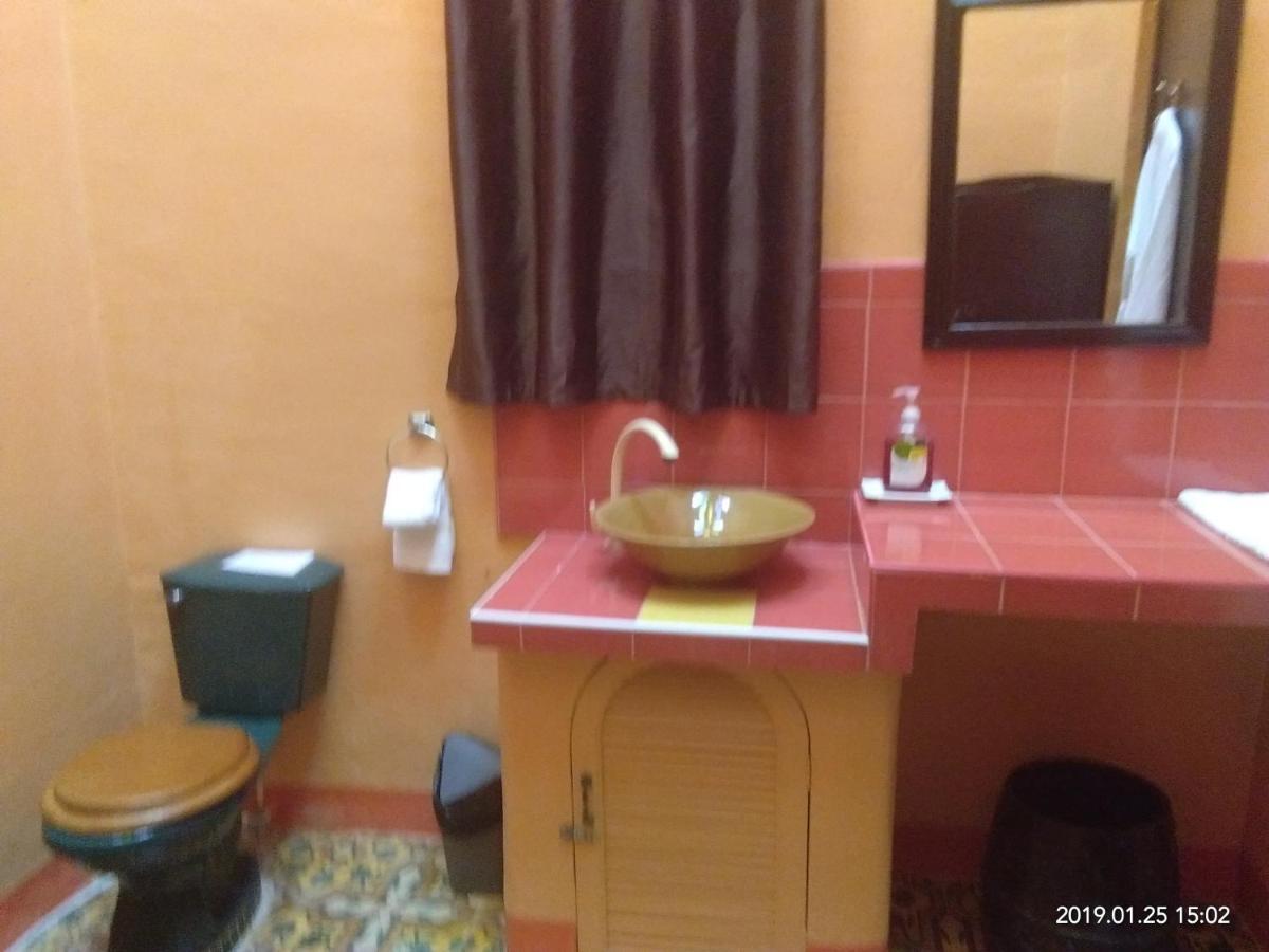 Mangrove Oriental Bed & Breakfast Resort Logon Exterior photo