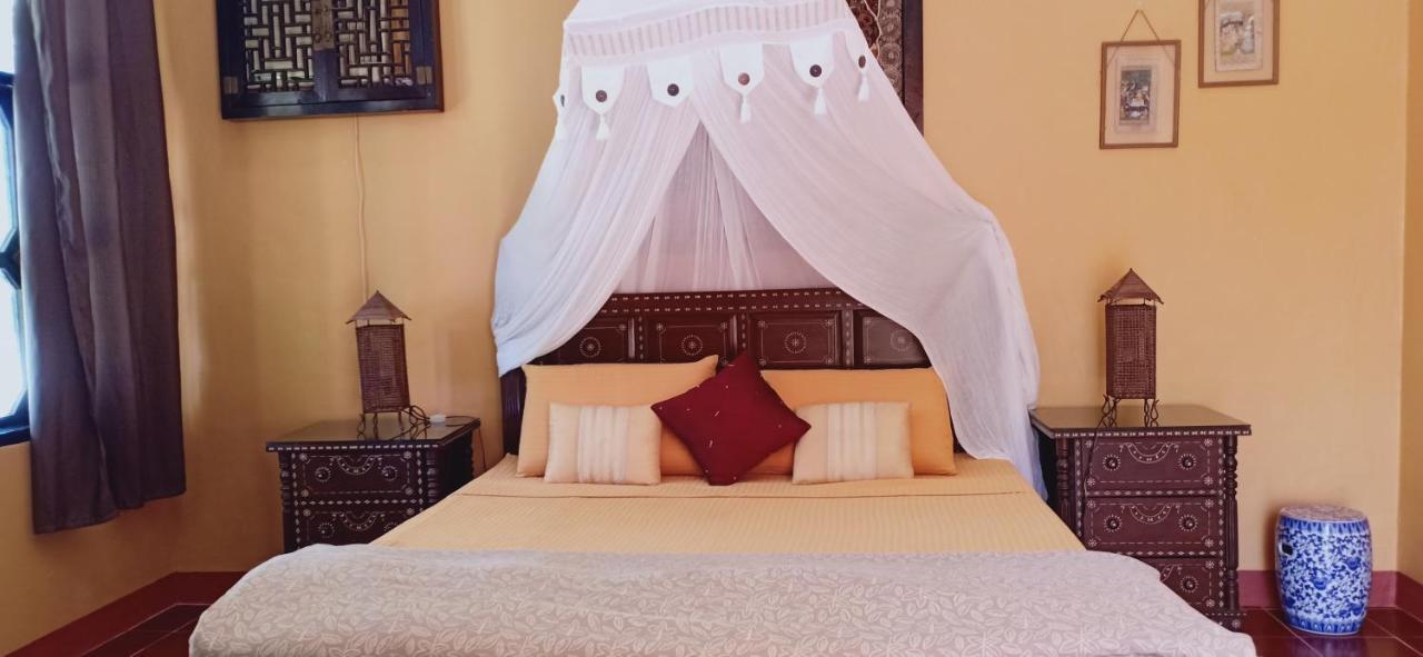 Mangrove Oriental Bed & Breakfast Resort Logon Exterior photo