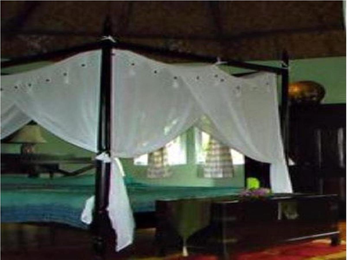 Mangrove Oriental Bed & Breakfast Resort Logon Exterior photo