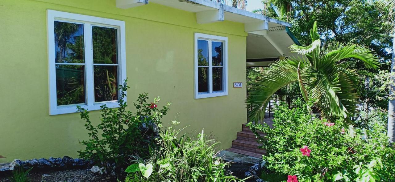 Mangrove Oriental Bed & Breakfast Resort Logon Exterior photo