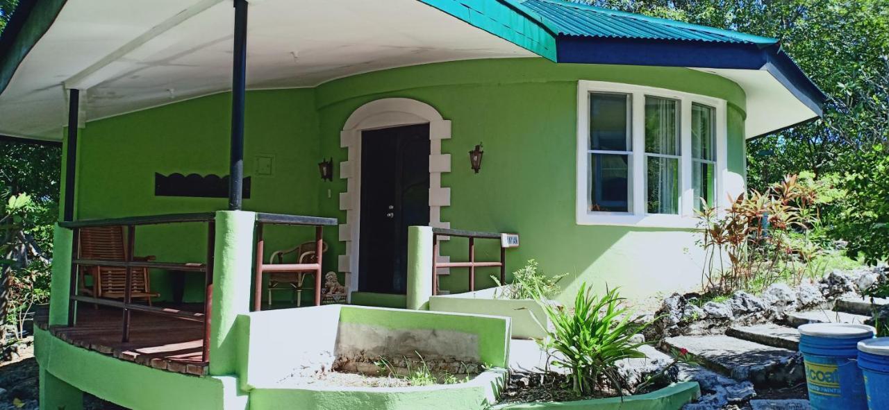 Mangrove Oriental Bed & Breakfast Resort Logon Exterior photo